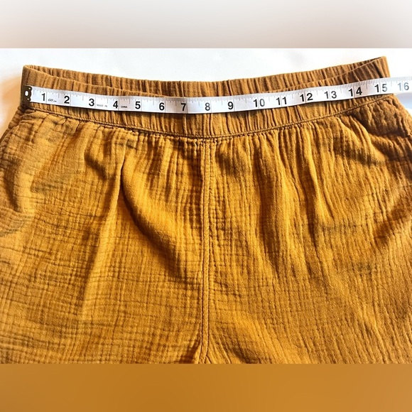 Universal Thread Cotton Crinkle Women's Mustard Yellow Shorts Size Medium - Picture 6 of 12